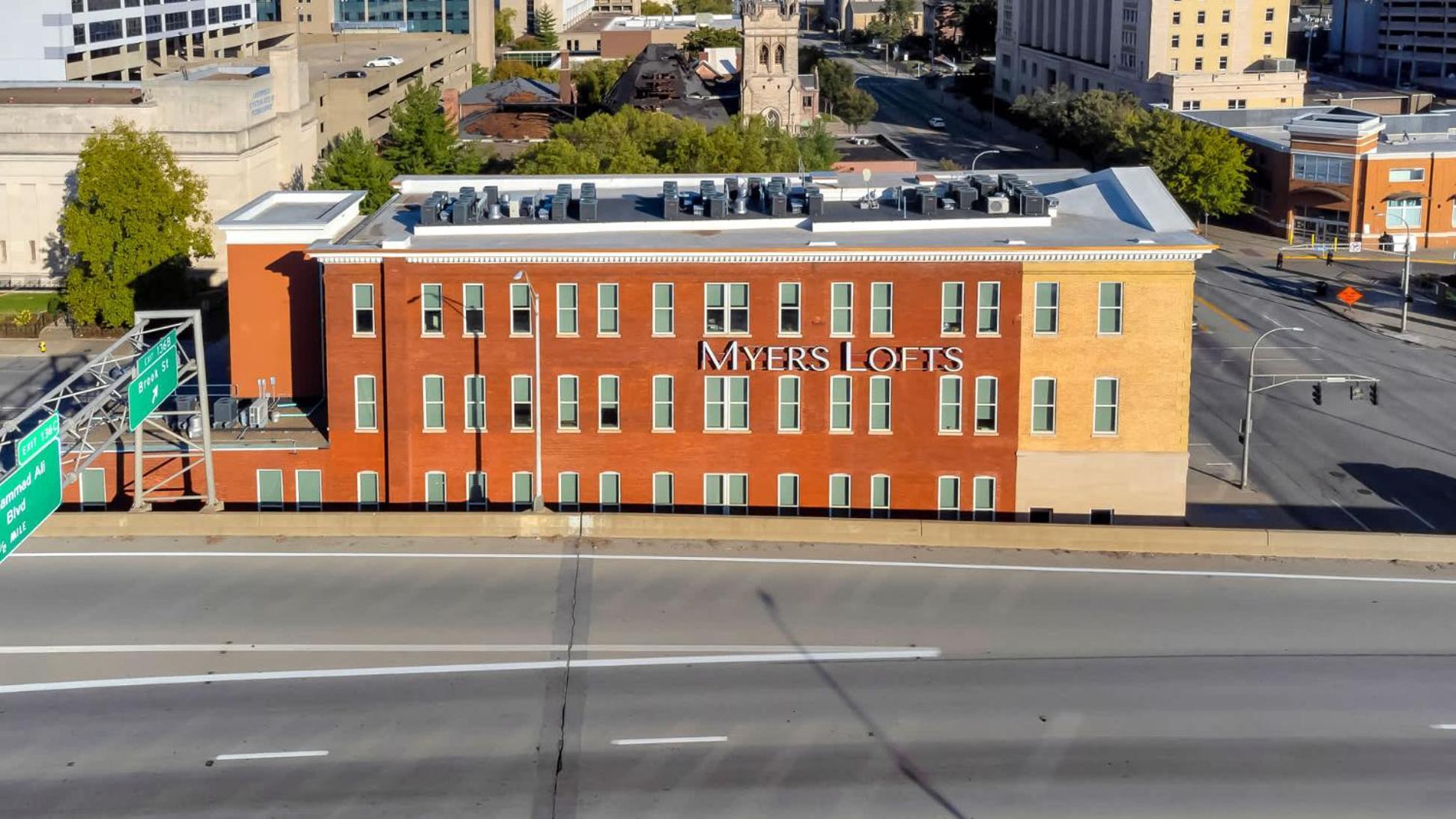 Bright And Modern In # 302 * Louisville